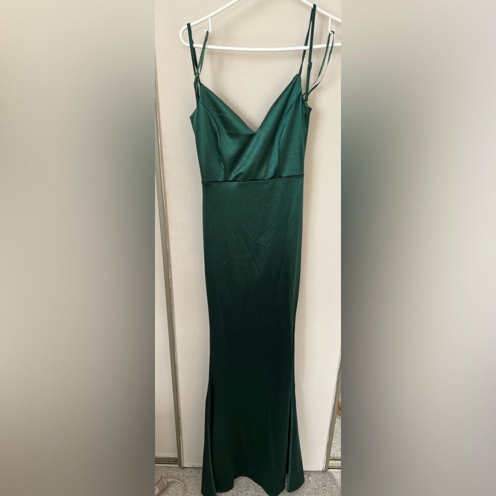 Hunter green formal dress. Never worn. NWT